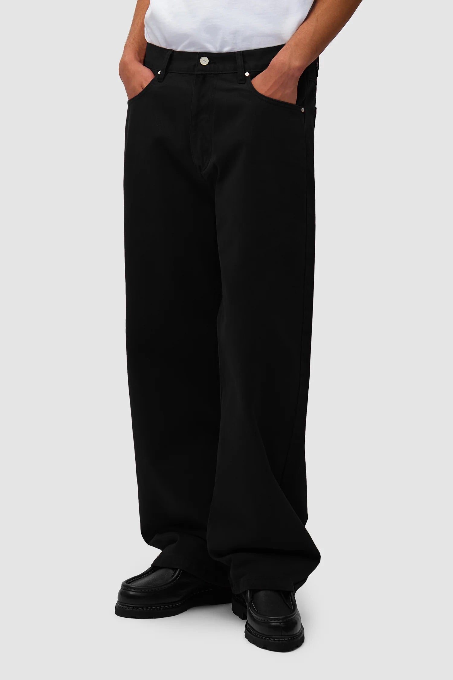 Back Pocket Graphic Pants