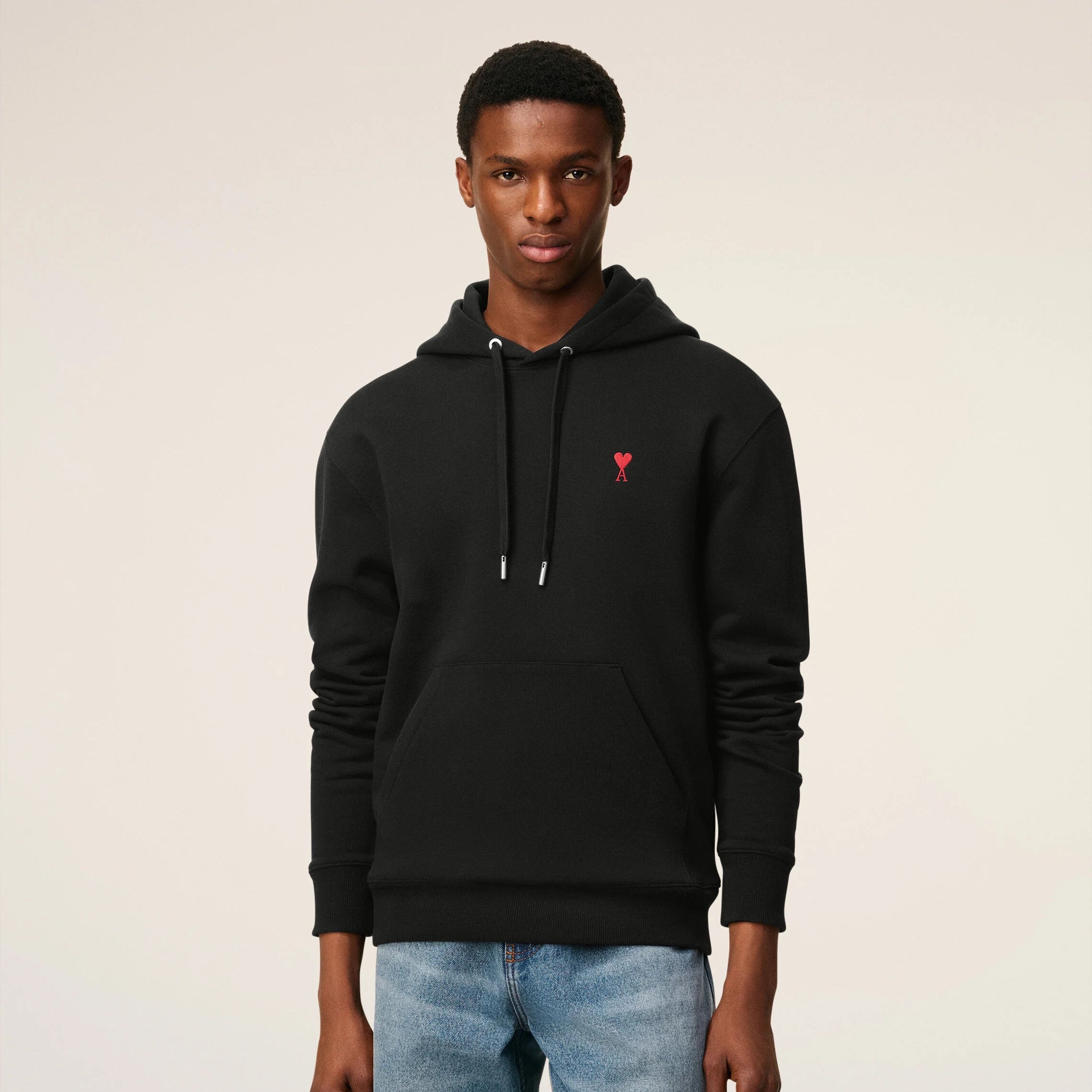 Kapuzenpullover aus schwarzer Baumwolle
