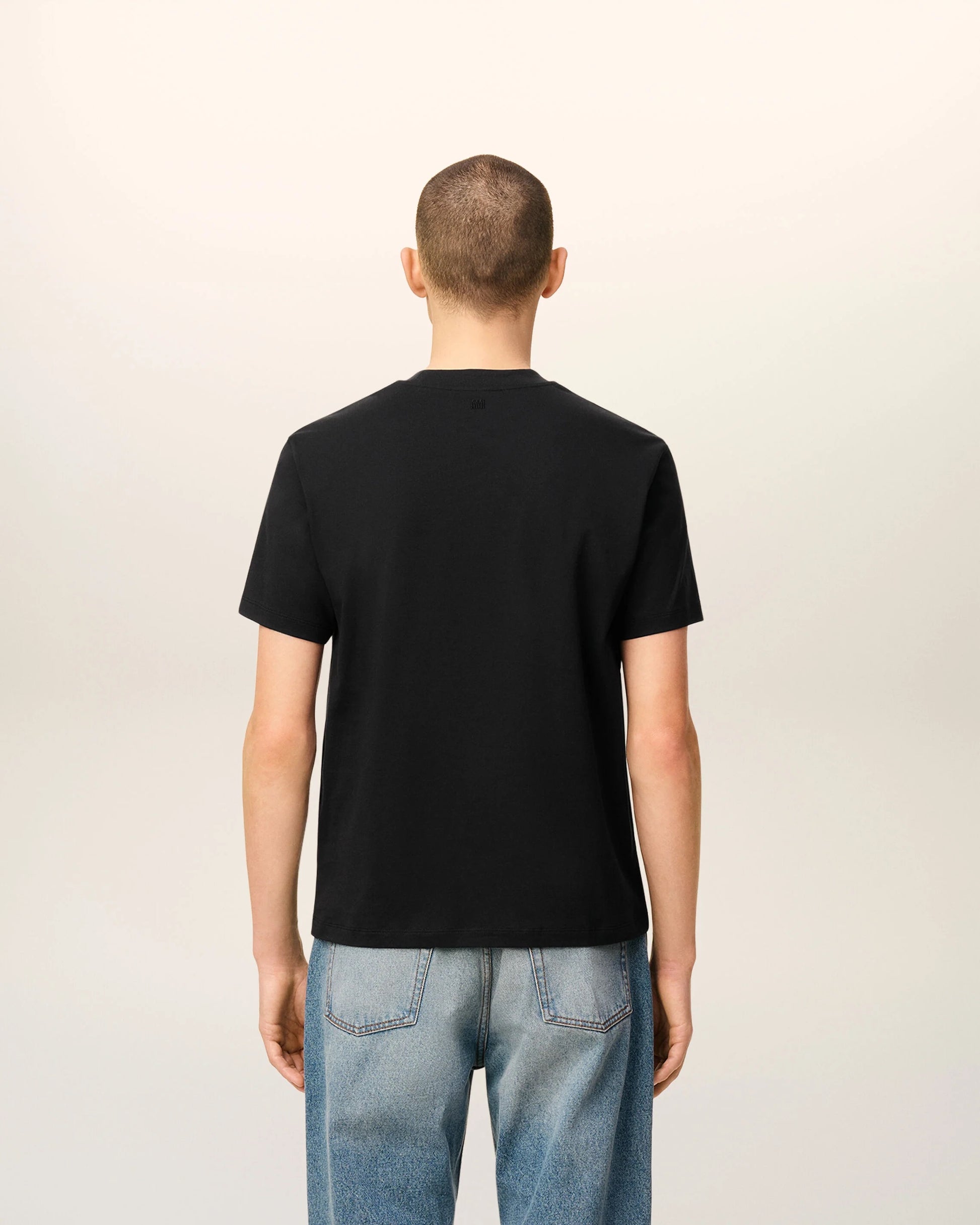 T-Shirt aus schwarzer Baumwolle