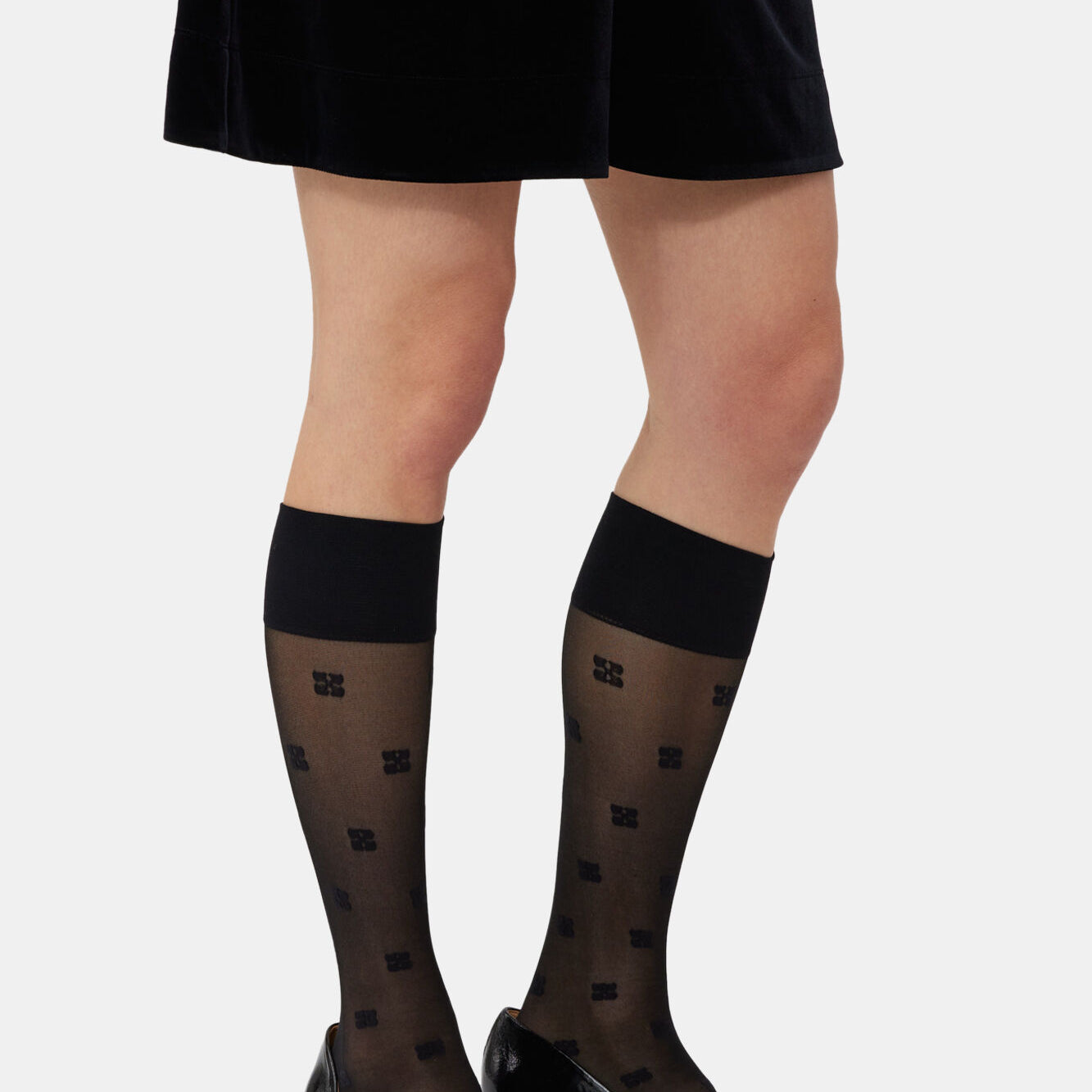 Schmetterlingssocken aus Spitze