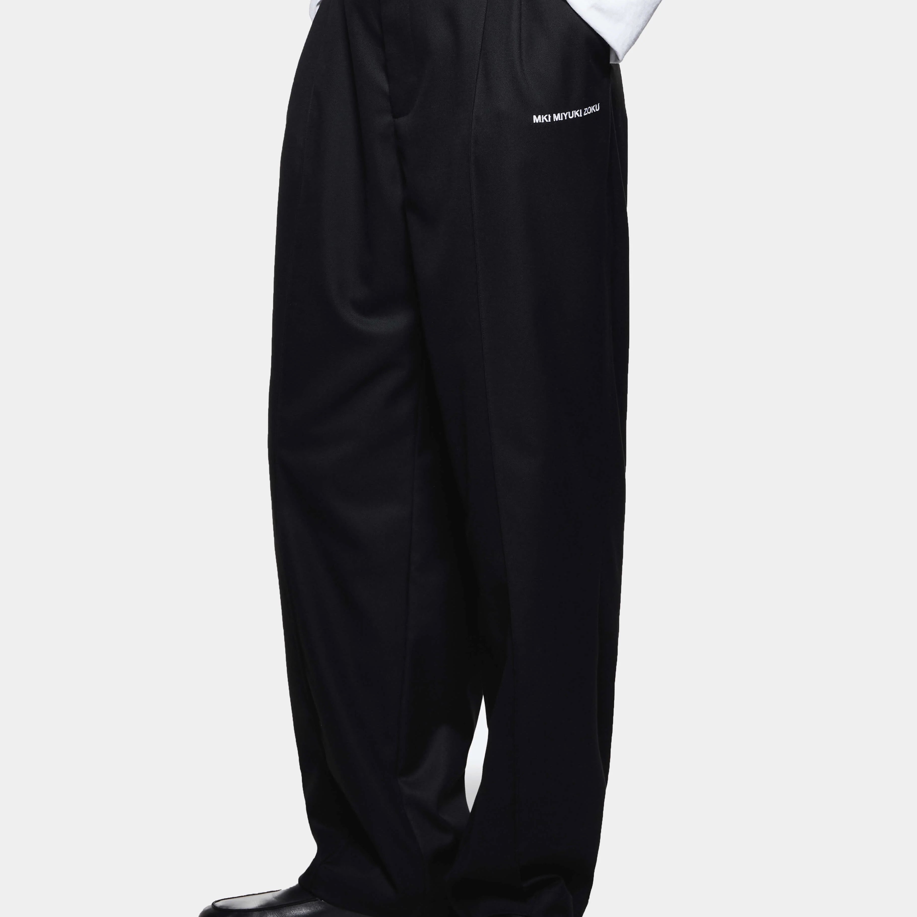 V2 WIDE LEG SUIT PANTS