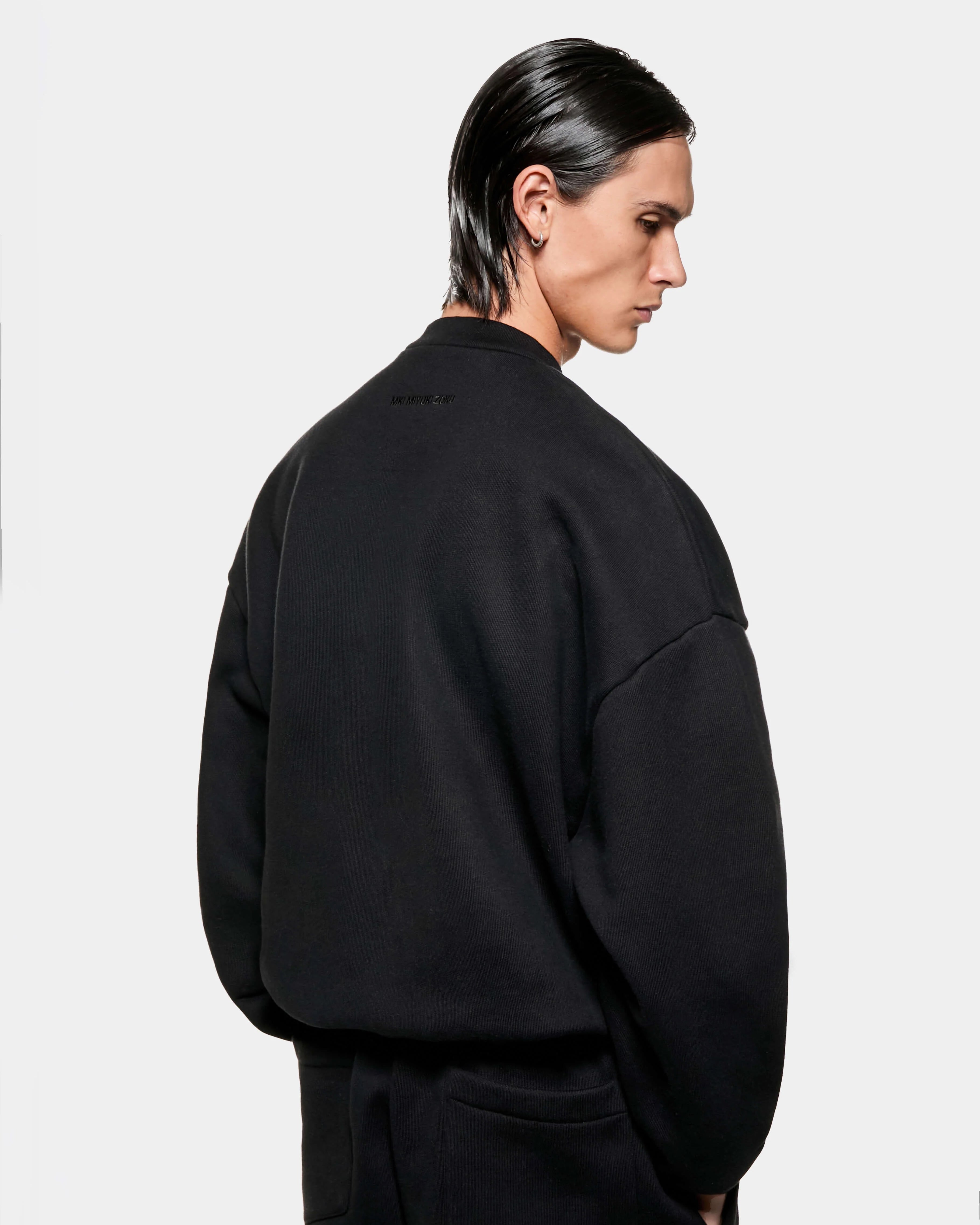 800 GSM SUPERWEIGHT CREWNECK