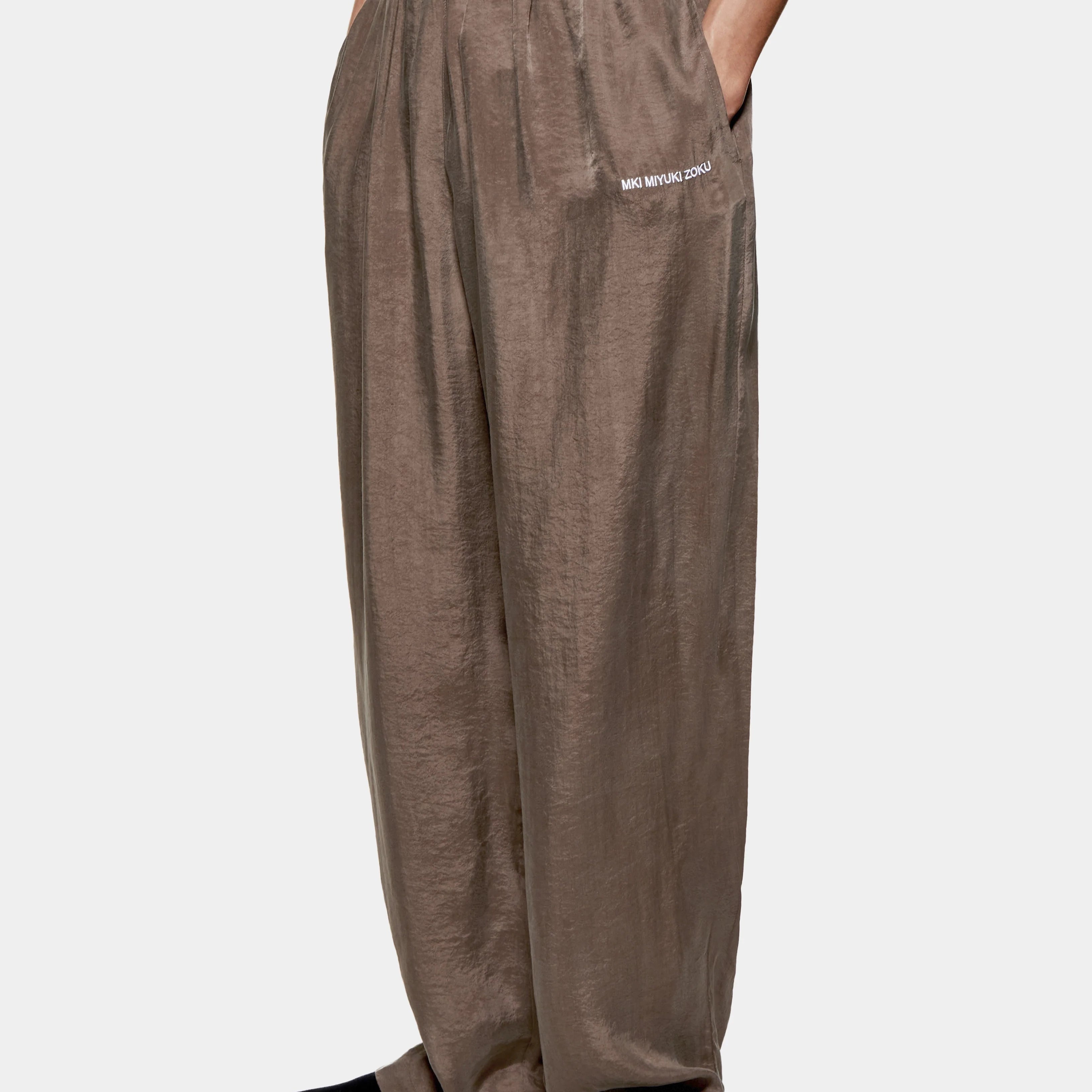 MKI MIYUKI ZOKU -HosenBrown