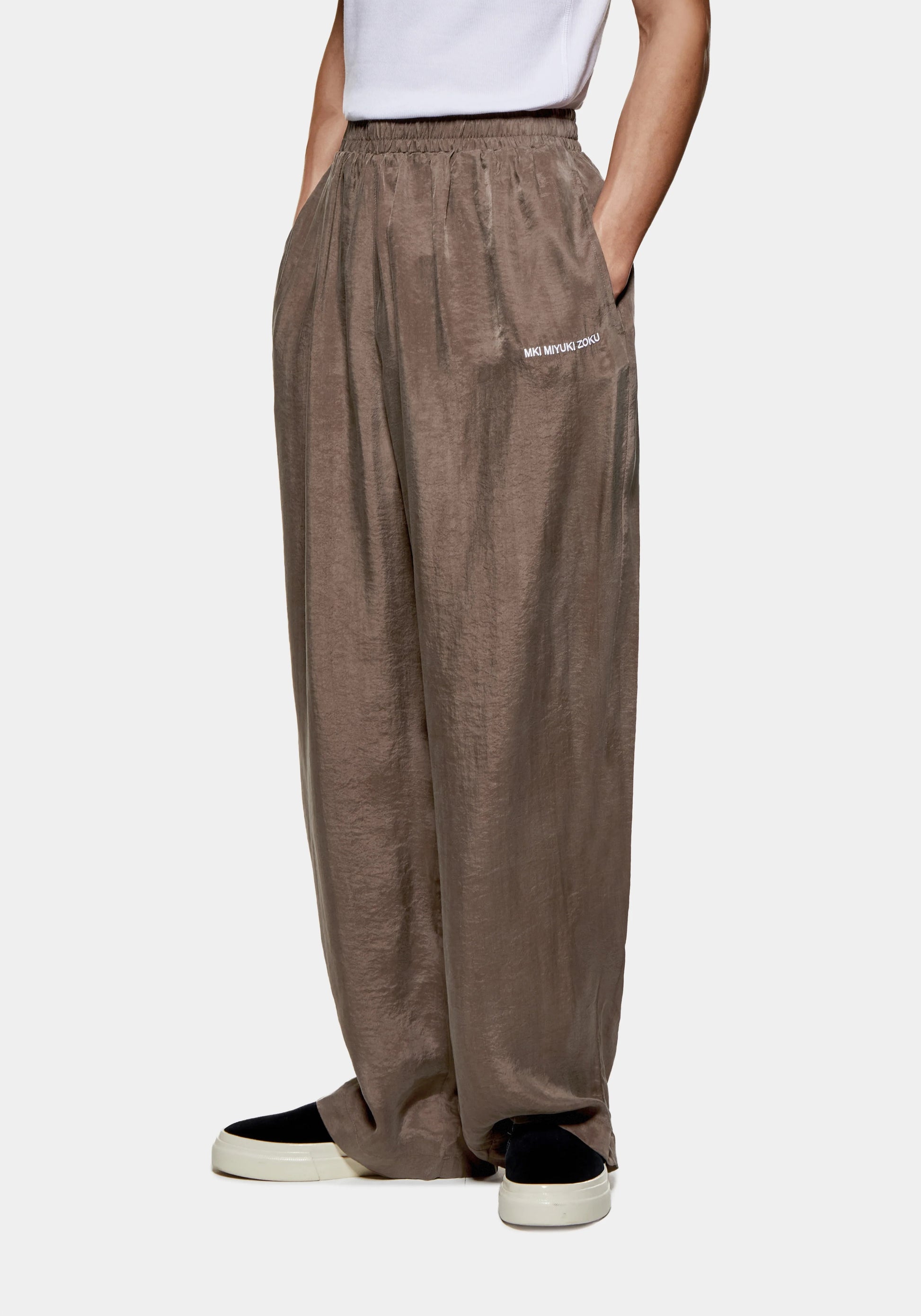 MKI MIYUKI ZOKU -HosenBrown