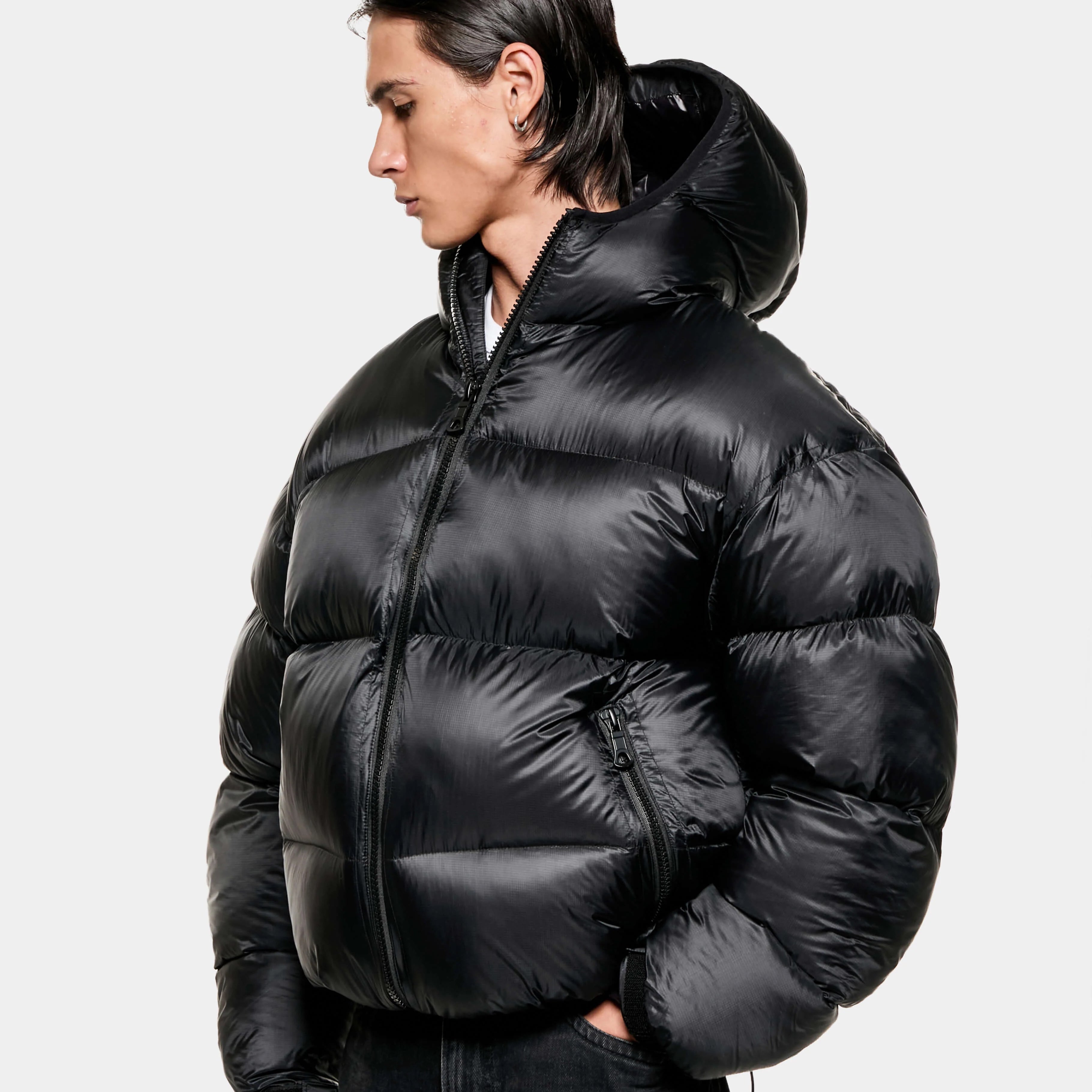 MKI TRANSLUCENT FUNNEL NECK BUBBLE JACKET