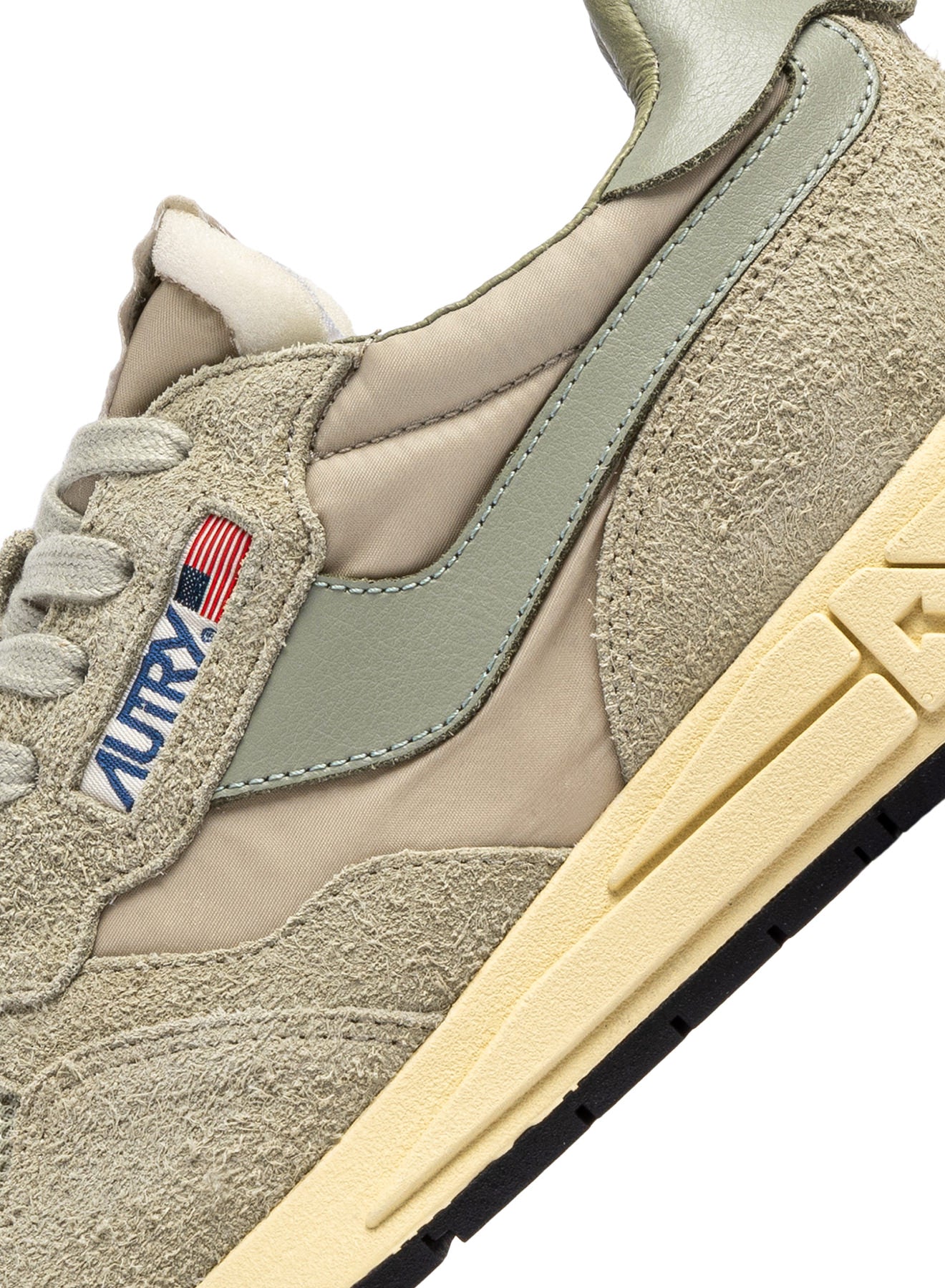 SNEAKERS REELWIND AUS NYLON UND WILDLEDER IN SPONGE UND SEA GRASS