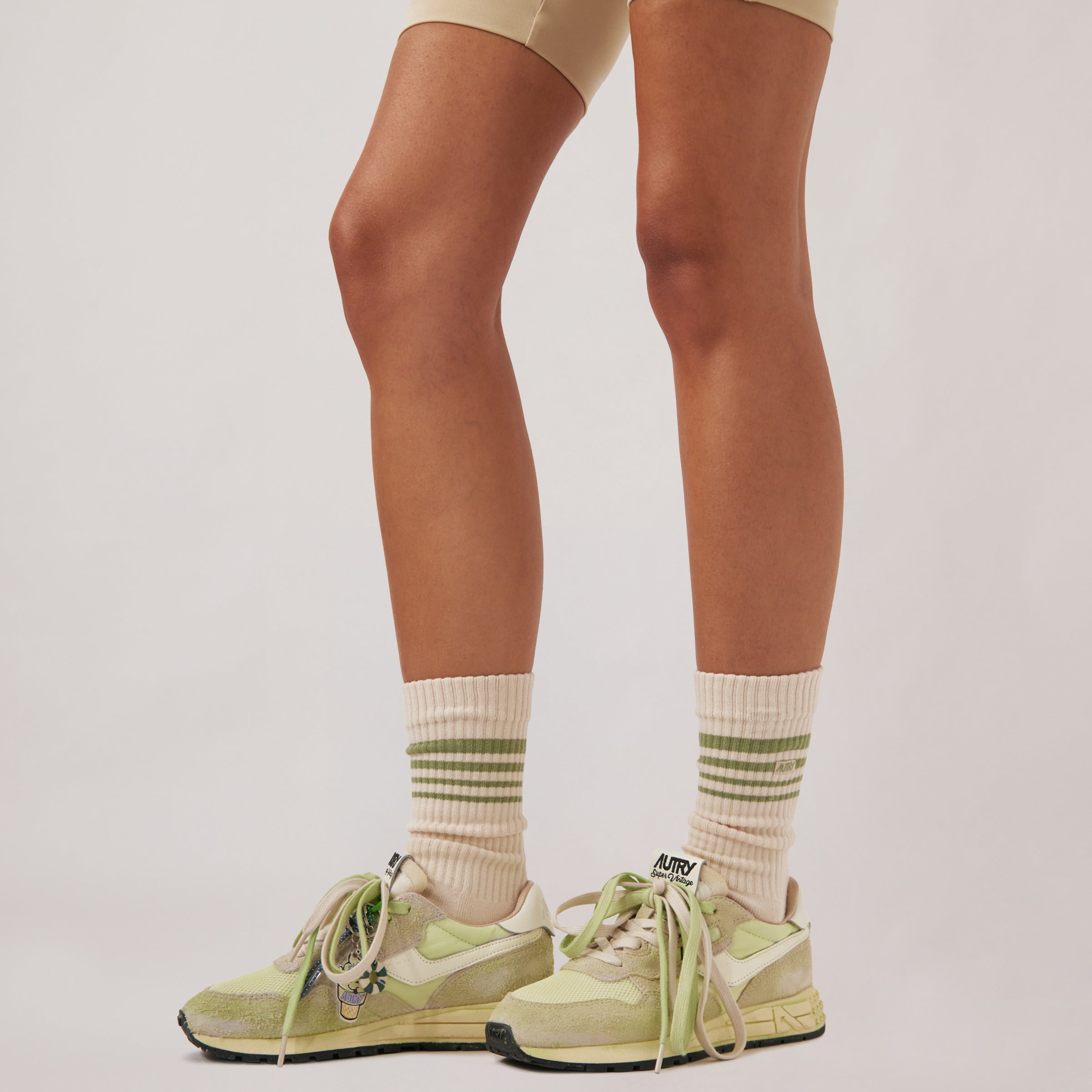 SOCKEN AUS JACQUARD MIT LOGO IN STREIFEN UNISEX