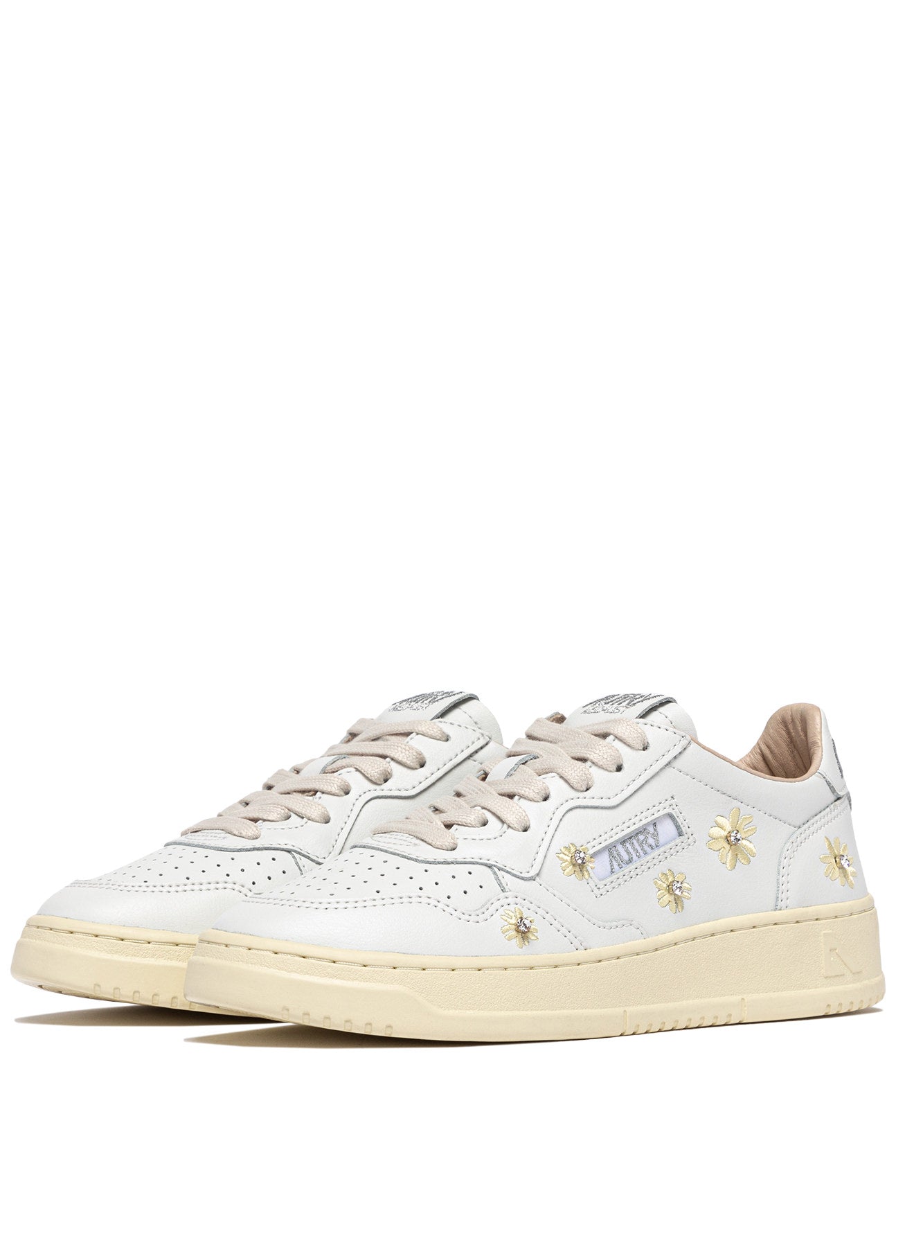 SNEAKERS MEDALIST LOW AUS LEDER IN WEISS UND RUTABAGA MIT APPLIKATIONEN