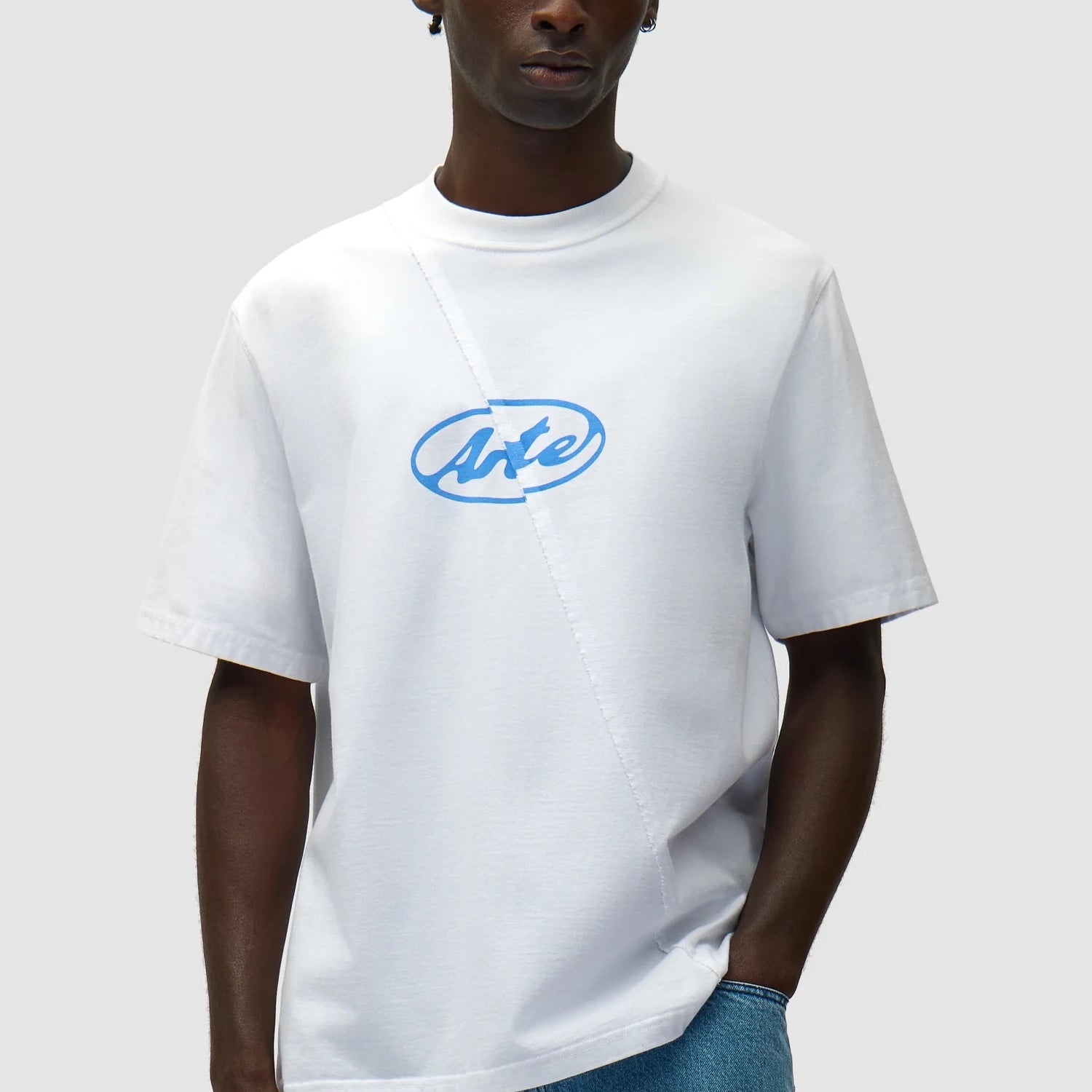 Circle Logo T-shirt