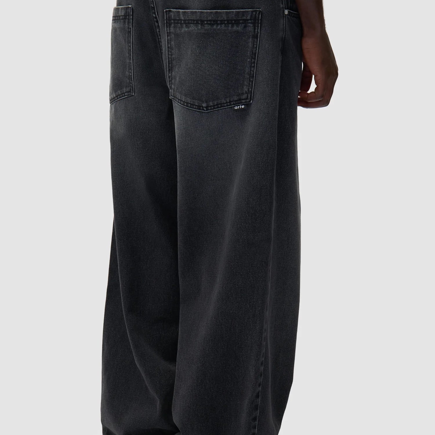 Fade Wash Baggy Pants