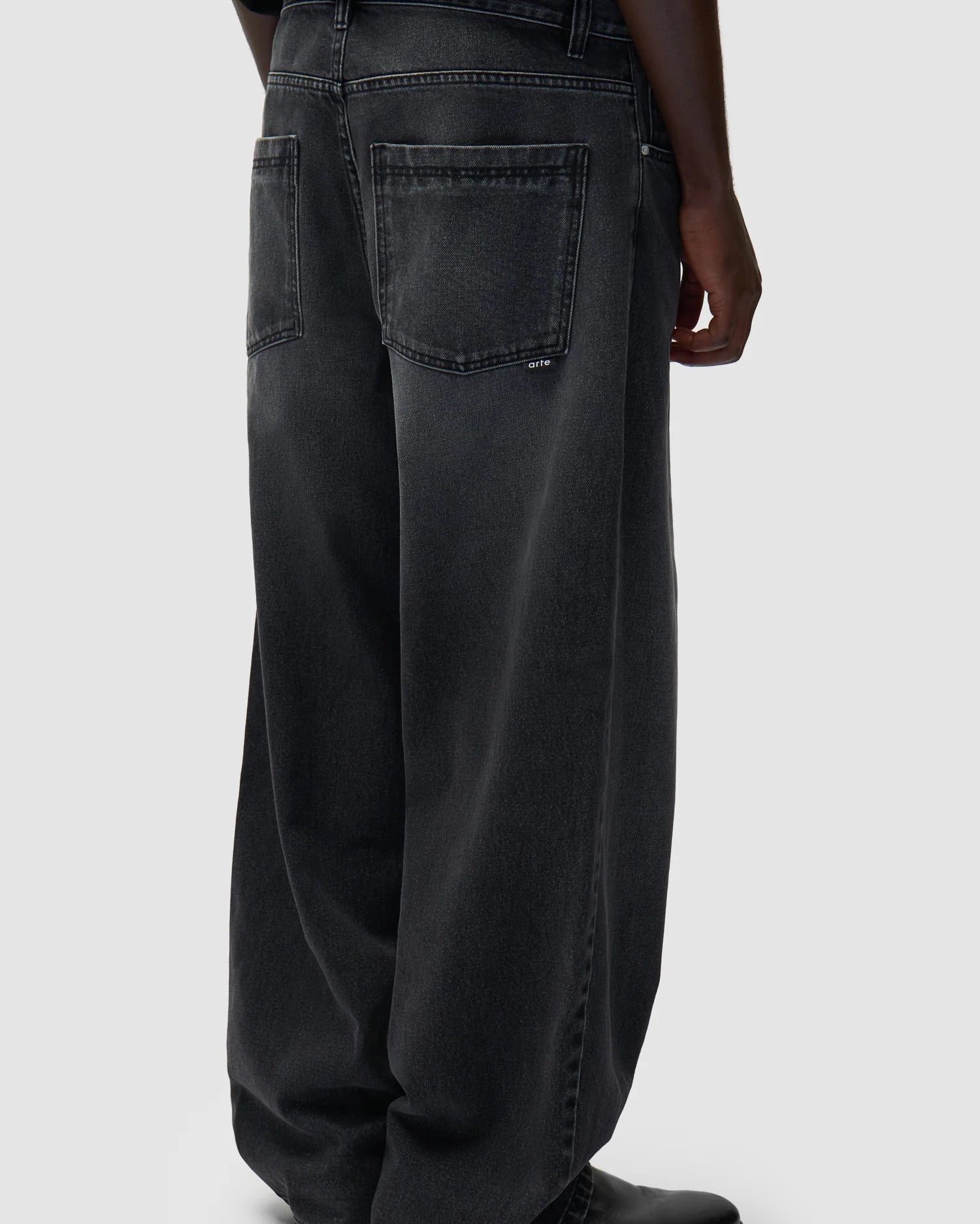 Fade Wash Baggy Pants