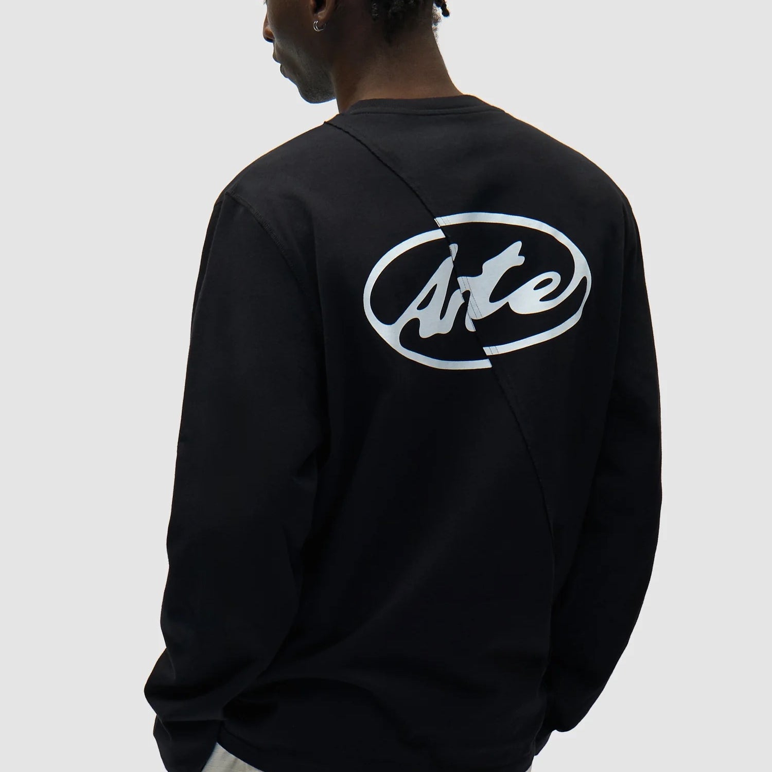 Back Circle Logo Longsleeve