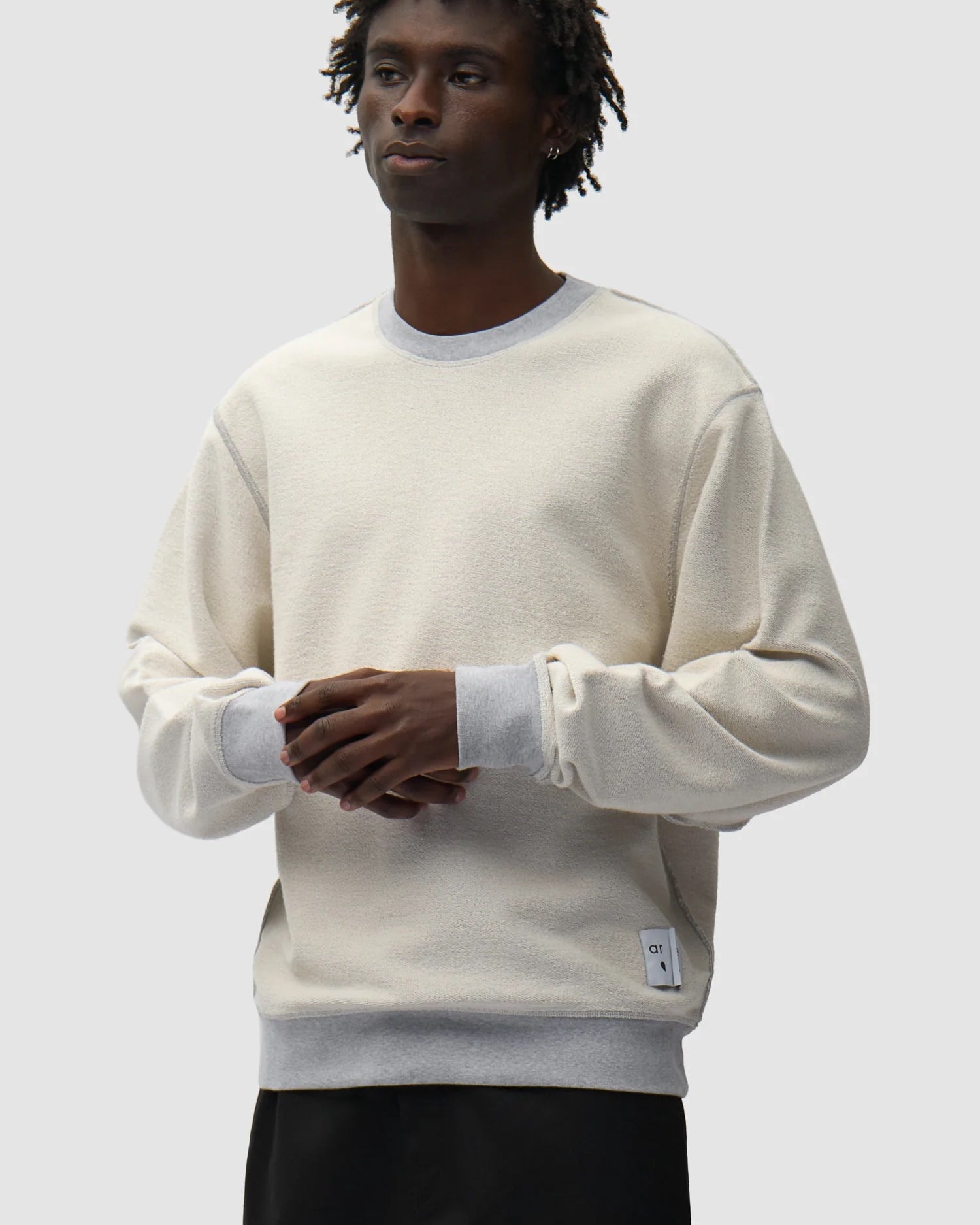 Reversible label Crewneck