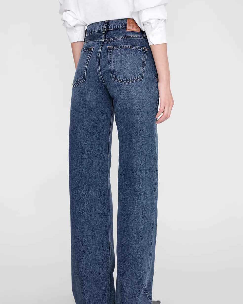 Hugh Jean 34"