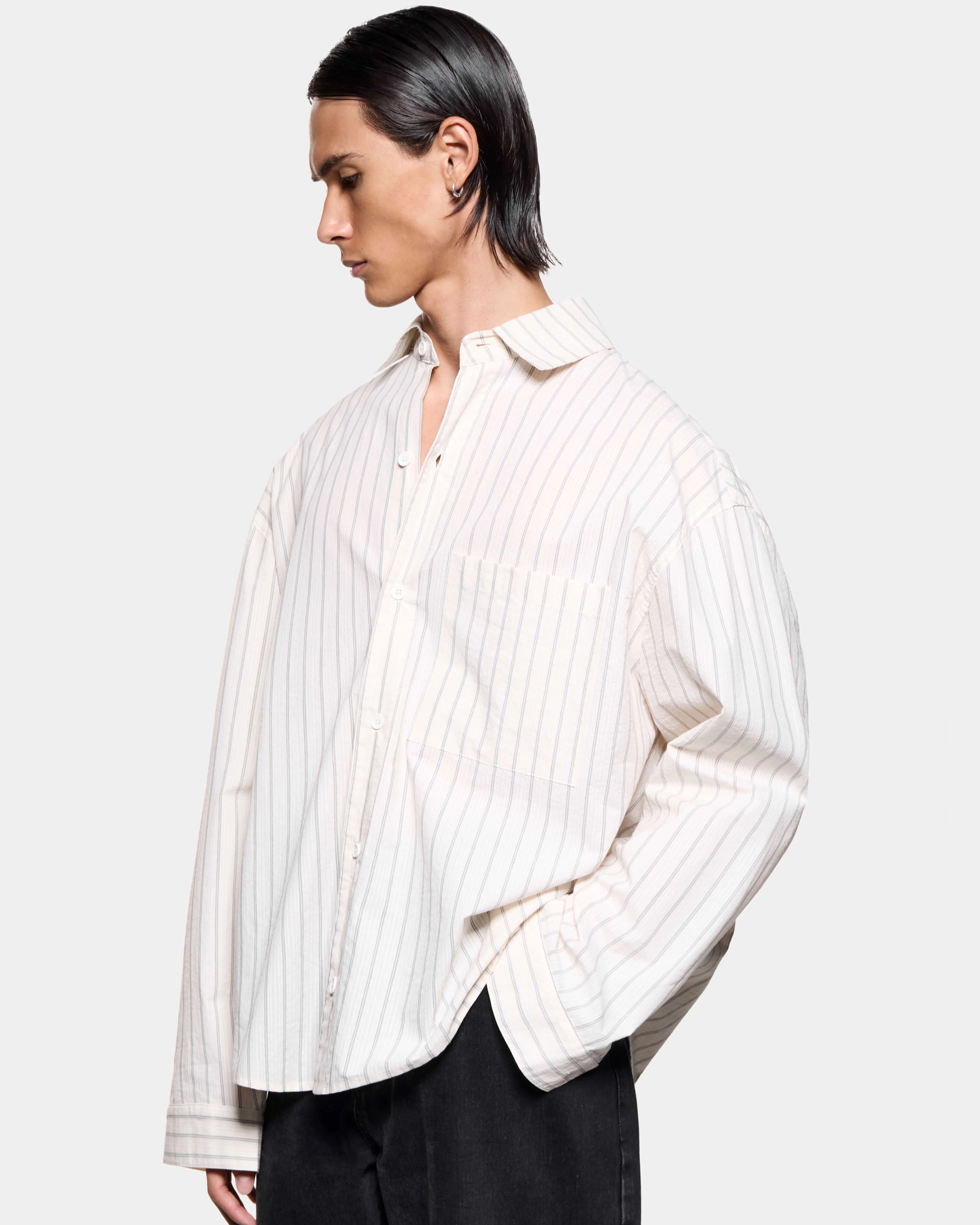 SEERSUCKER STRIPE BOX DRESS SHIRT