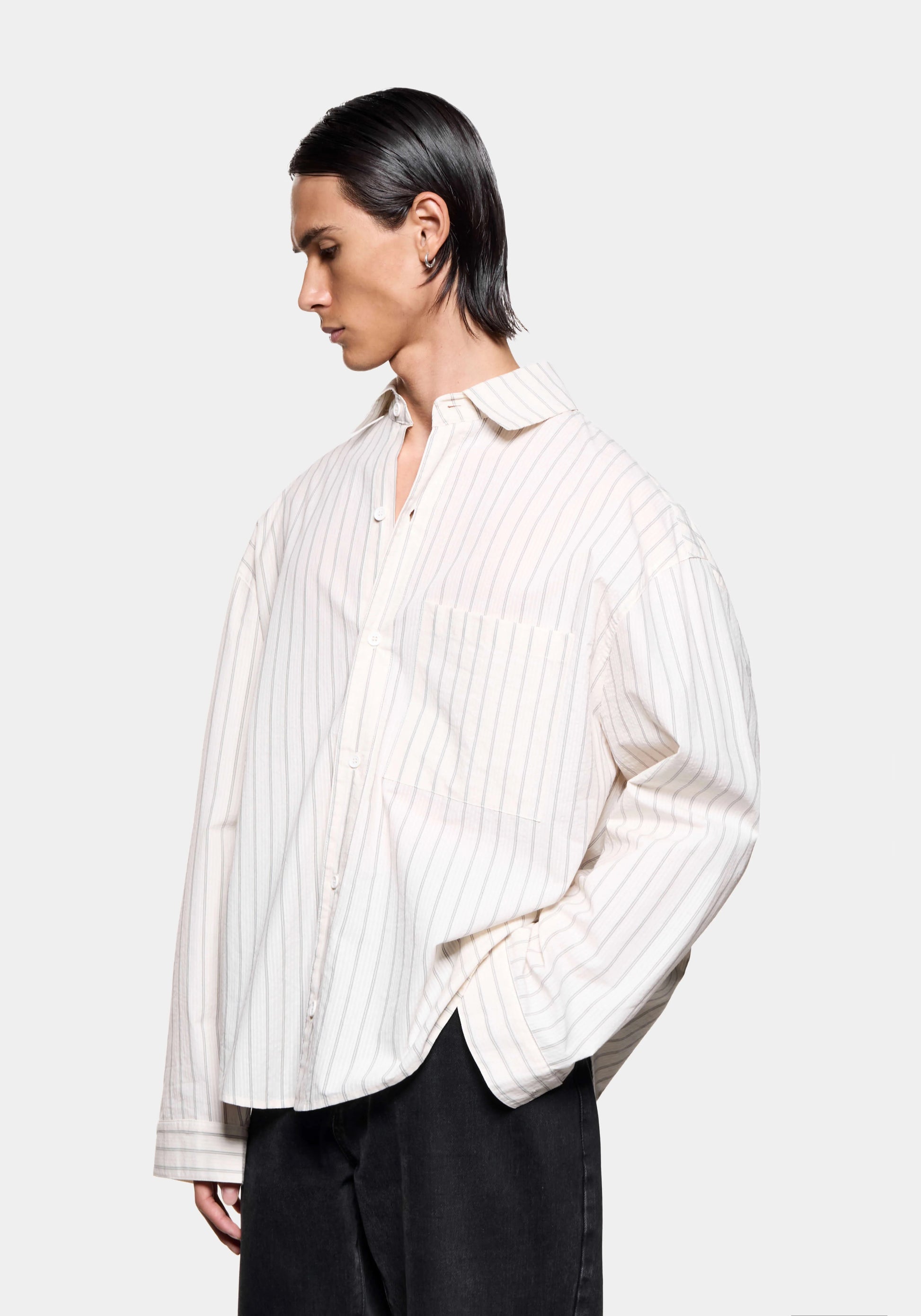 SEERSUCKER STRIPE BOX DRESS SHIRT