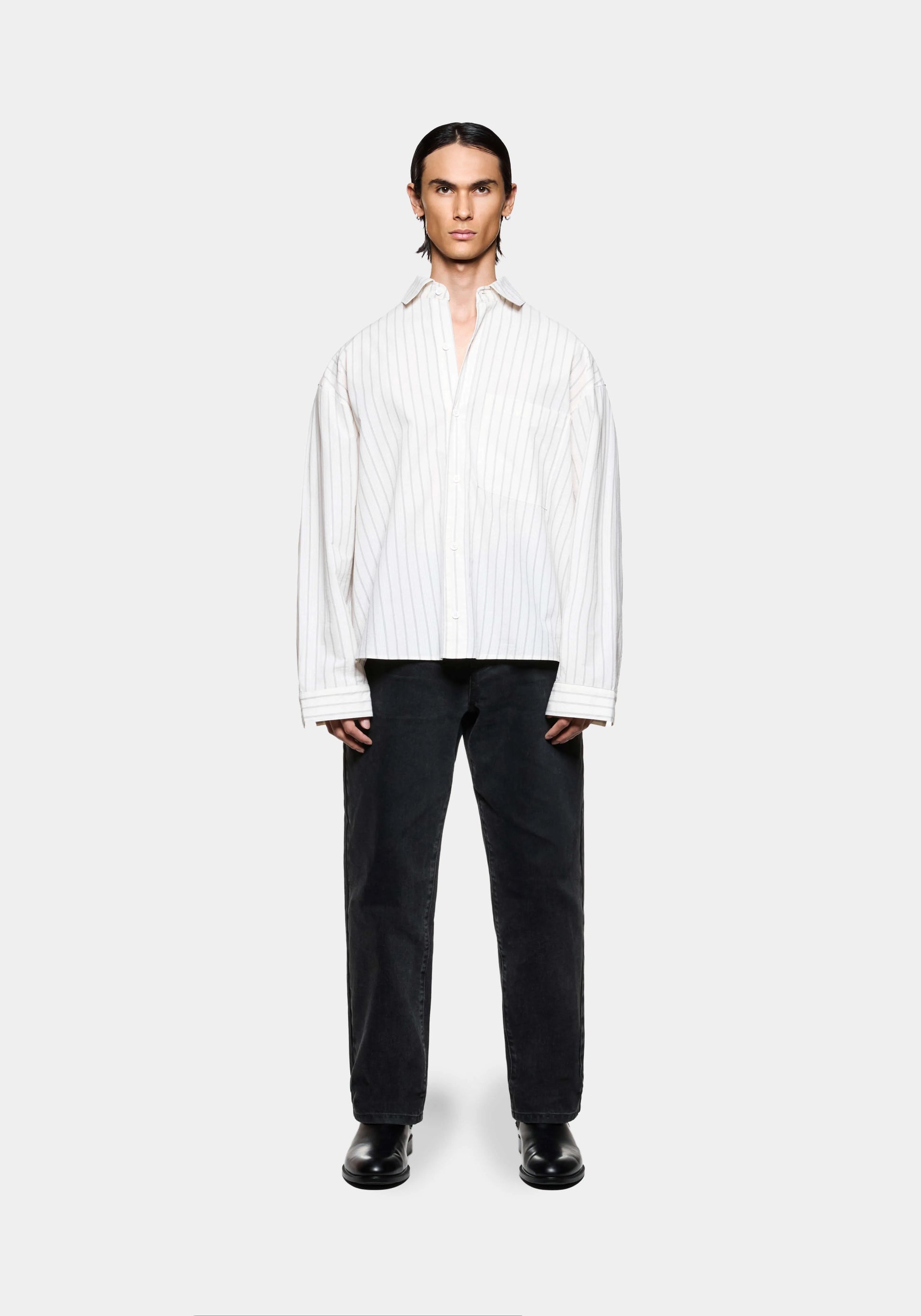 SEERSUCKER STRIPE BOX DRESS SHIRT