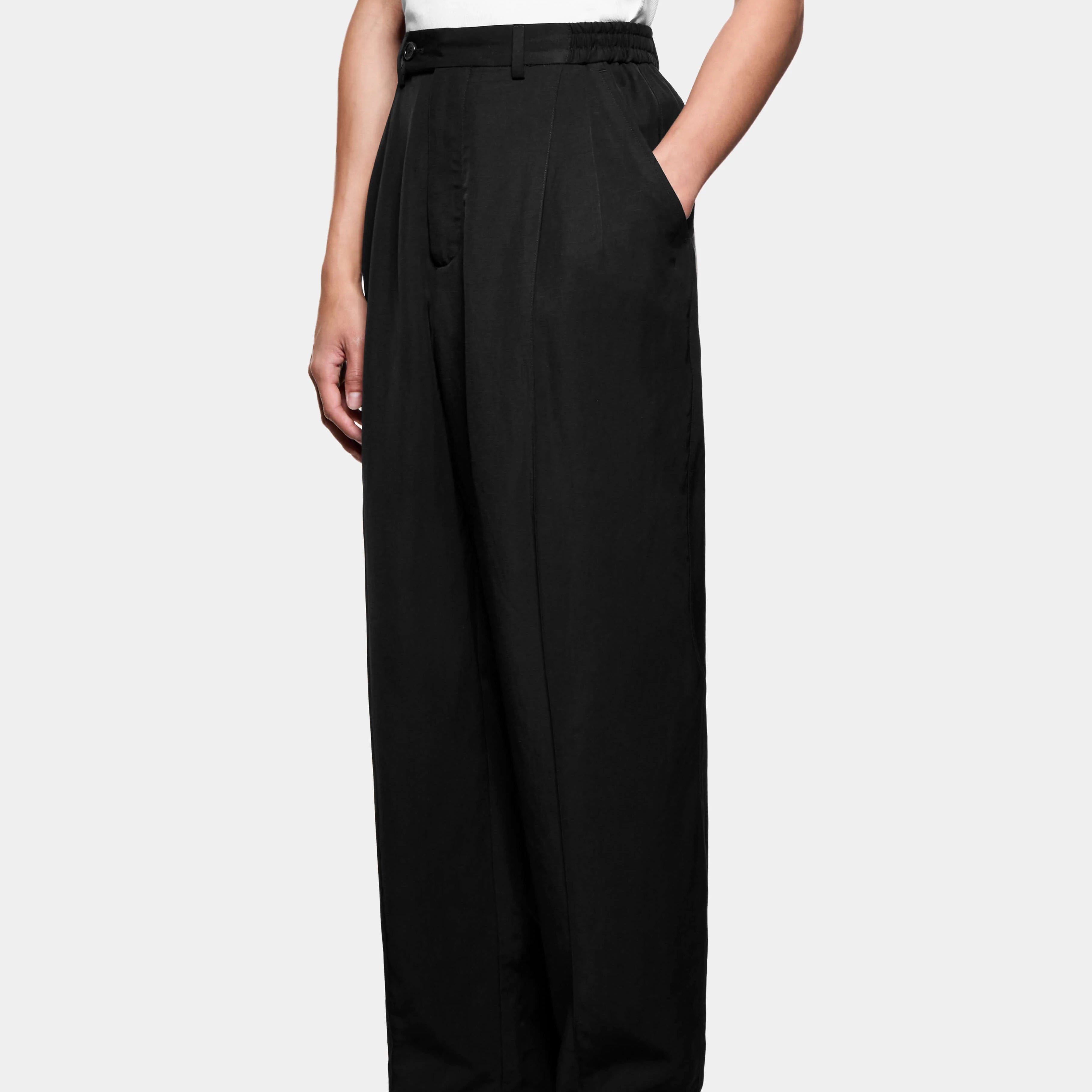 PLEATED SUIT PANTS