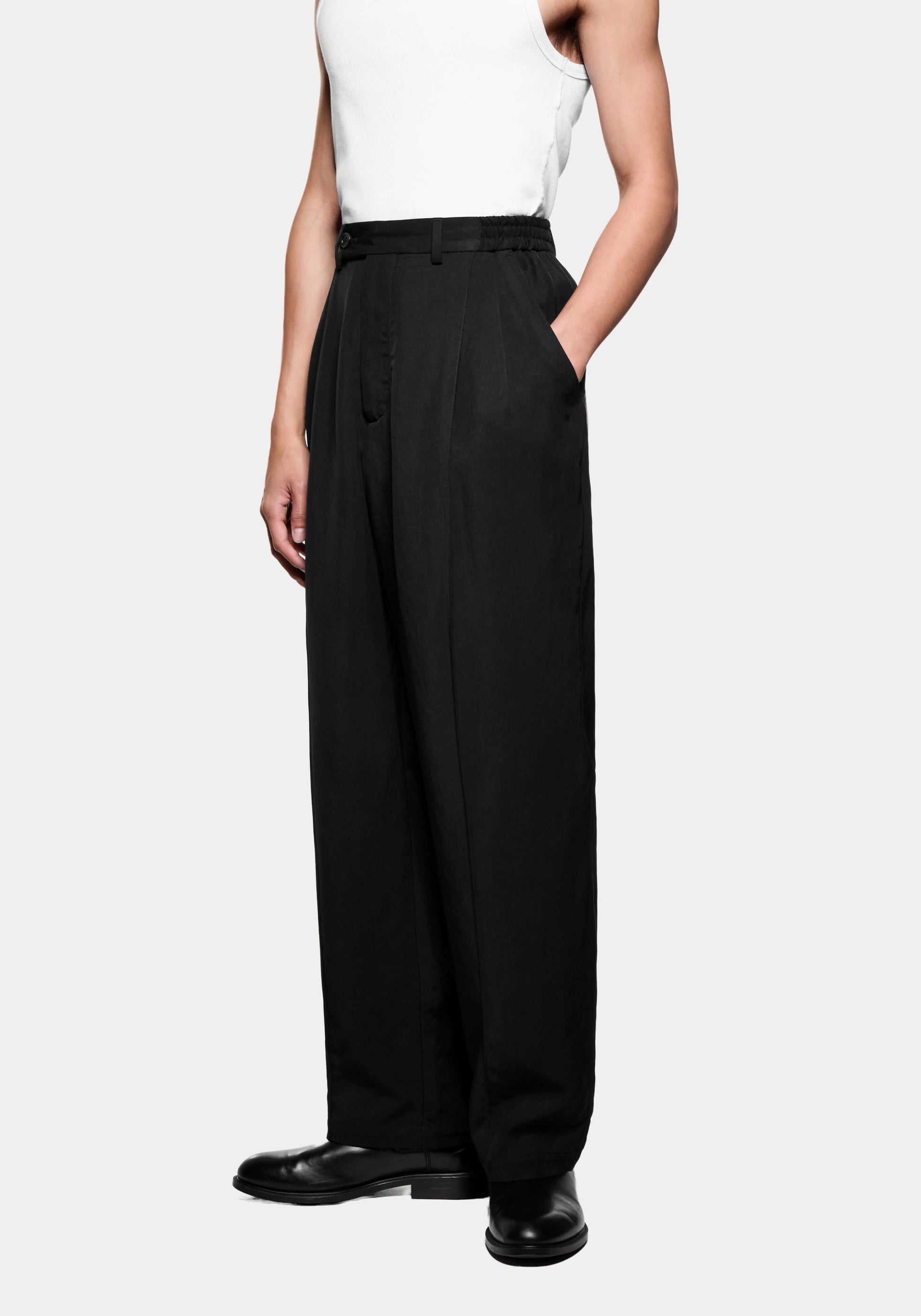 PLEATED SUIT PANTS