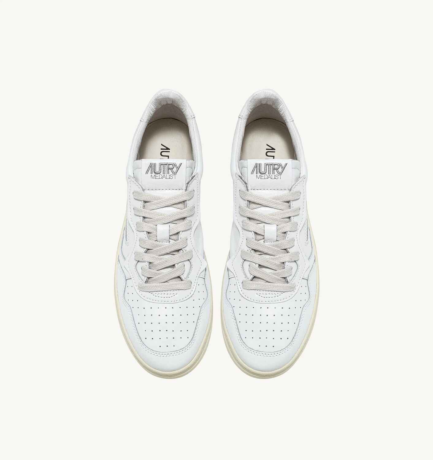 SNEAKERS MEDALIST LOW AUS WEISSEM LEDER
