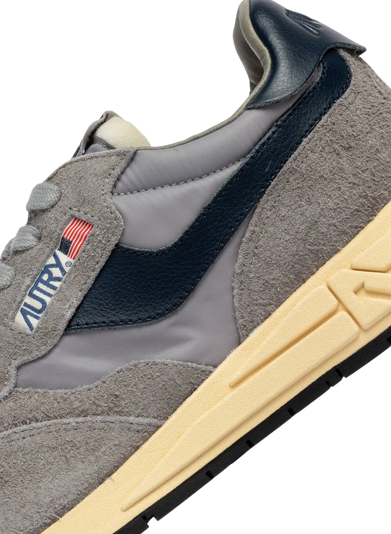 SNEAKERS REELWIND AUS NYLON UND WILDLEDER IN PLUMBEO UND BLUE SPACE