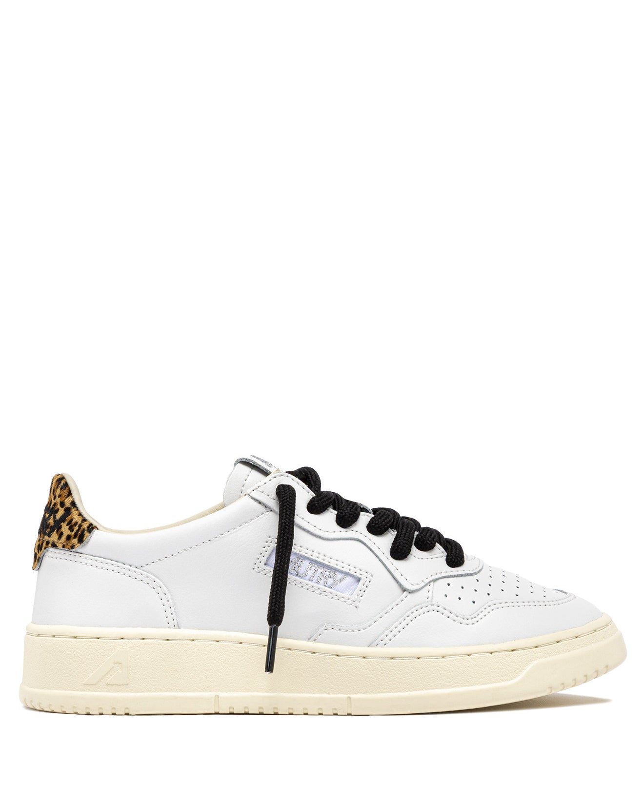 SNEAKERS MEDALIST LOW AUS LEDER IN WEISS UND LEOPARD