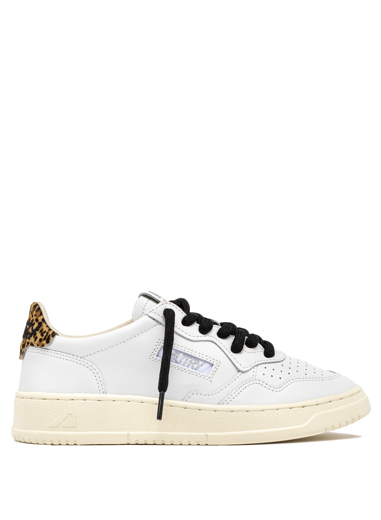 SNEAKERS MEDALIST LOW AUS LEDER IN WEISS UND LEOPARD
