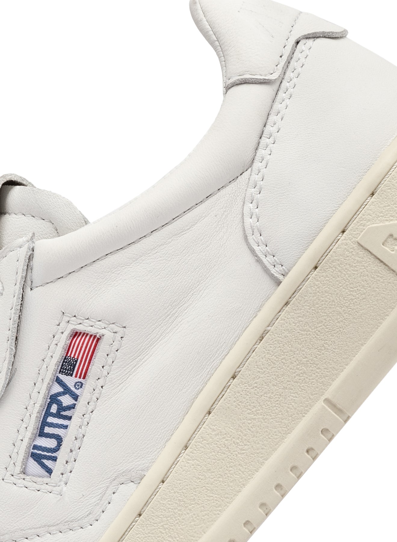 SNEAKERS MEDALIST LOW AUS SUPERWEICHEM WEIßEM NAPPALEDER