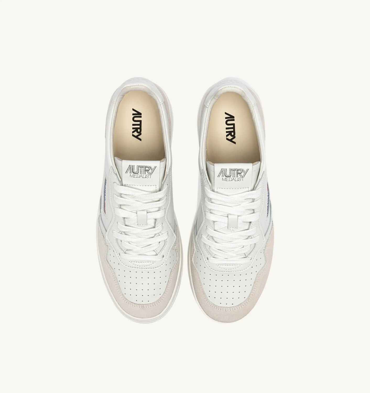 SNEAKERS MEDALIST LOW AUS WILDLEDER UND LEDER IN WEISS