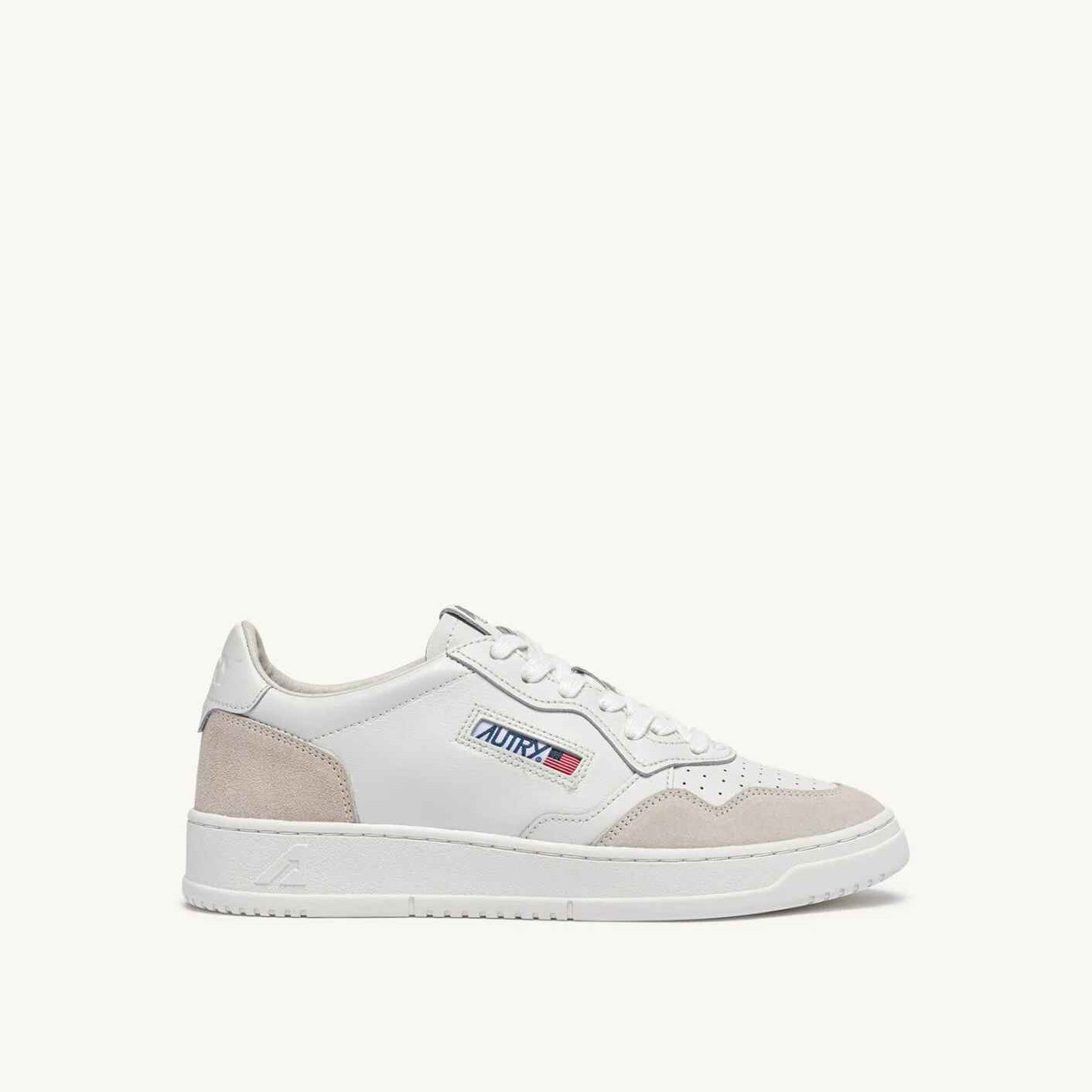 SNEAKERS MEDALIST LOW AUS WILDLEDER UND LEDER IN WEISS