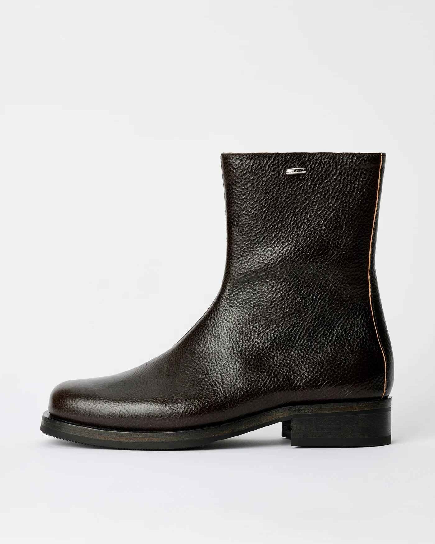CAMION BOOT