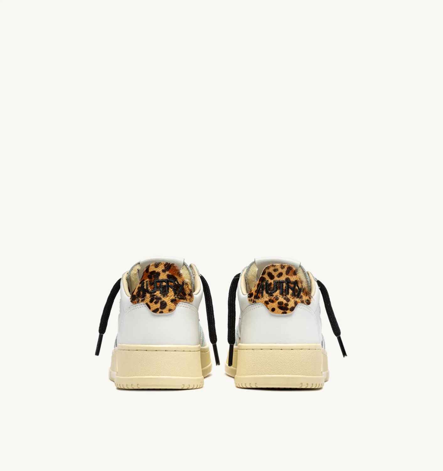 SNEAKERS MEDALIST LOW AUS LEDER IN WEISS UND LEOPARD