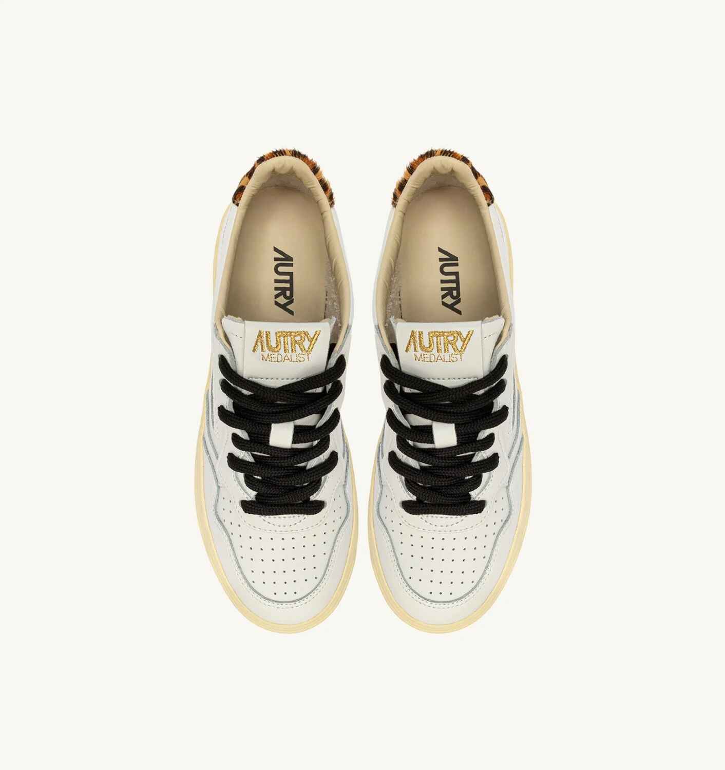 SNEAKERS MEDALIST LOW AUS LEDER IN WEISS UND LEOPARD