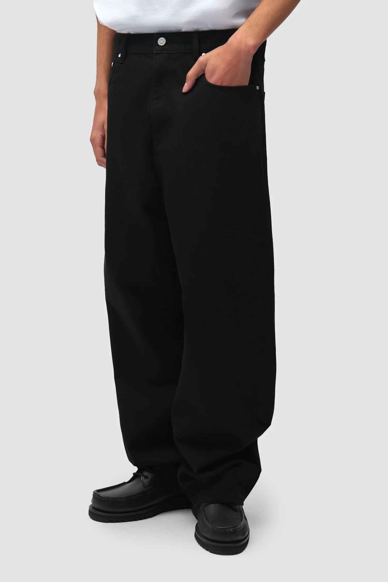 Ease Denim Pants