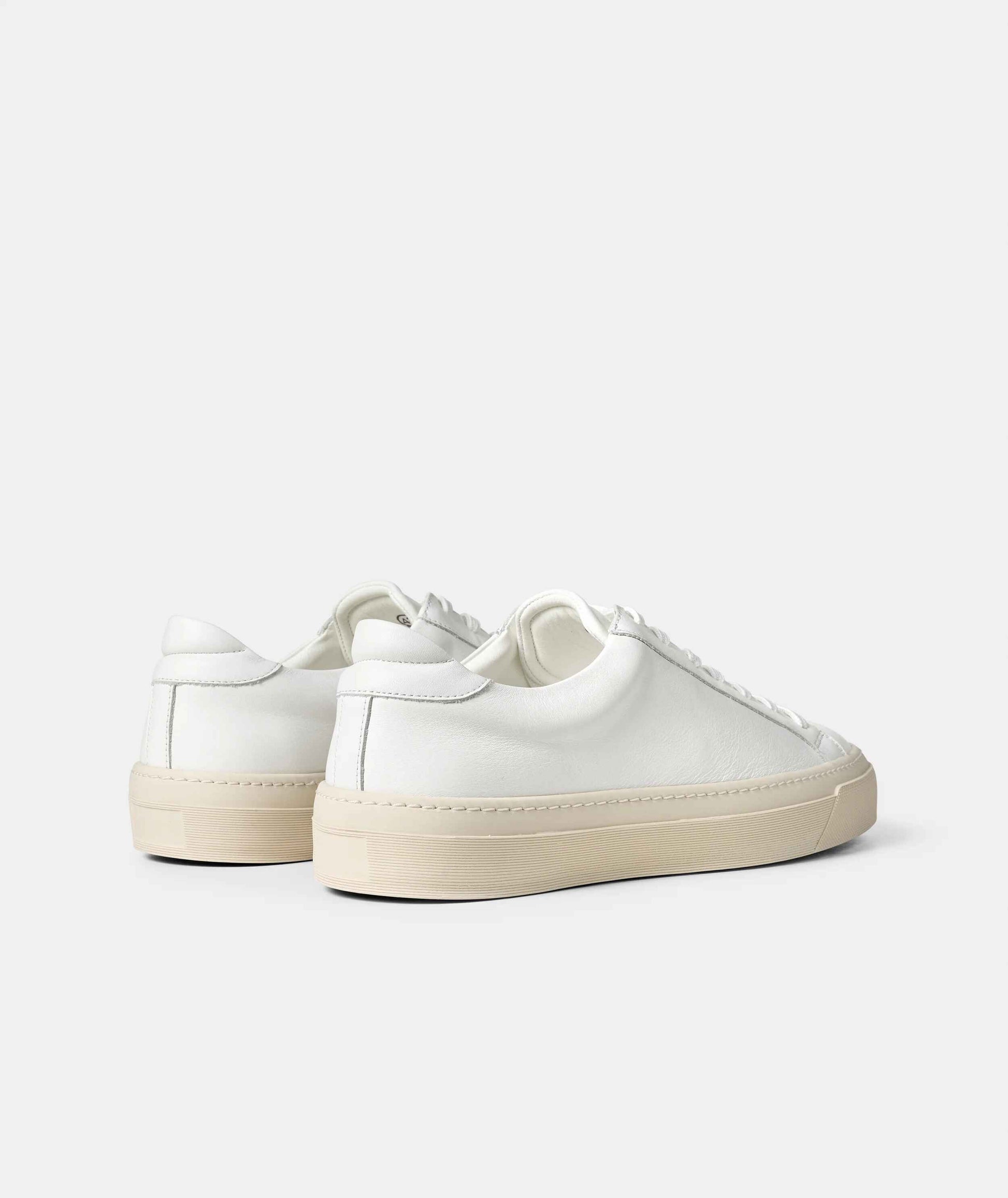 KitWhite Soft Leather