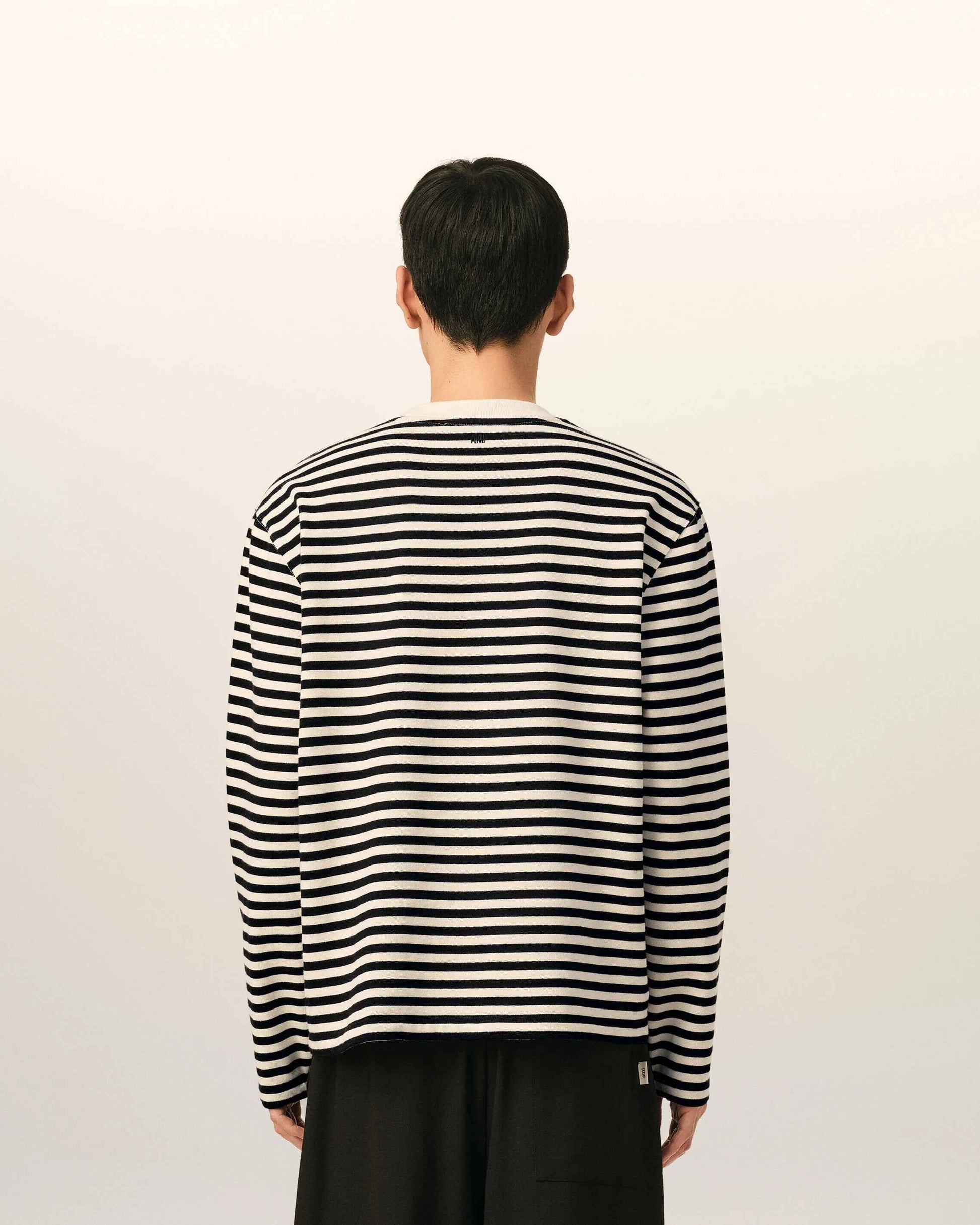 T-Shirt aus schwarzer und weißer Baumwolle im Marinière-Stil