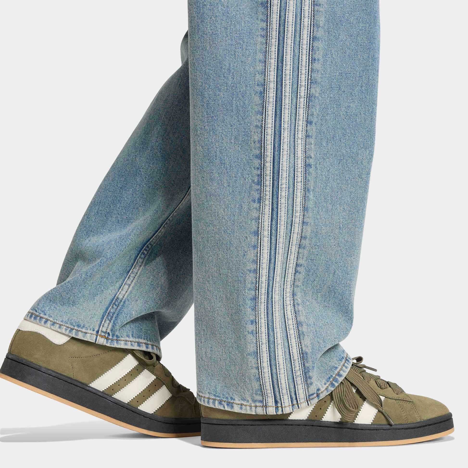 FIREBIRD ADICOLOR DENIM-JEANS MIT MITTELHOHEM BUND UND GERADE GESCHNITTENEM BEIN