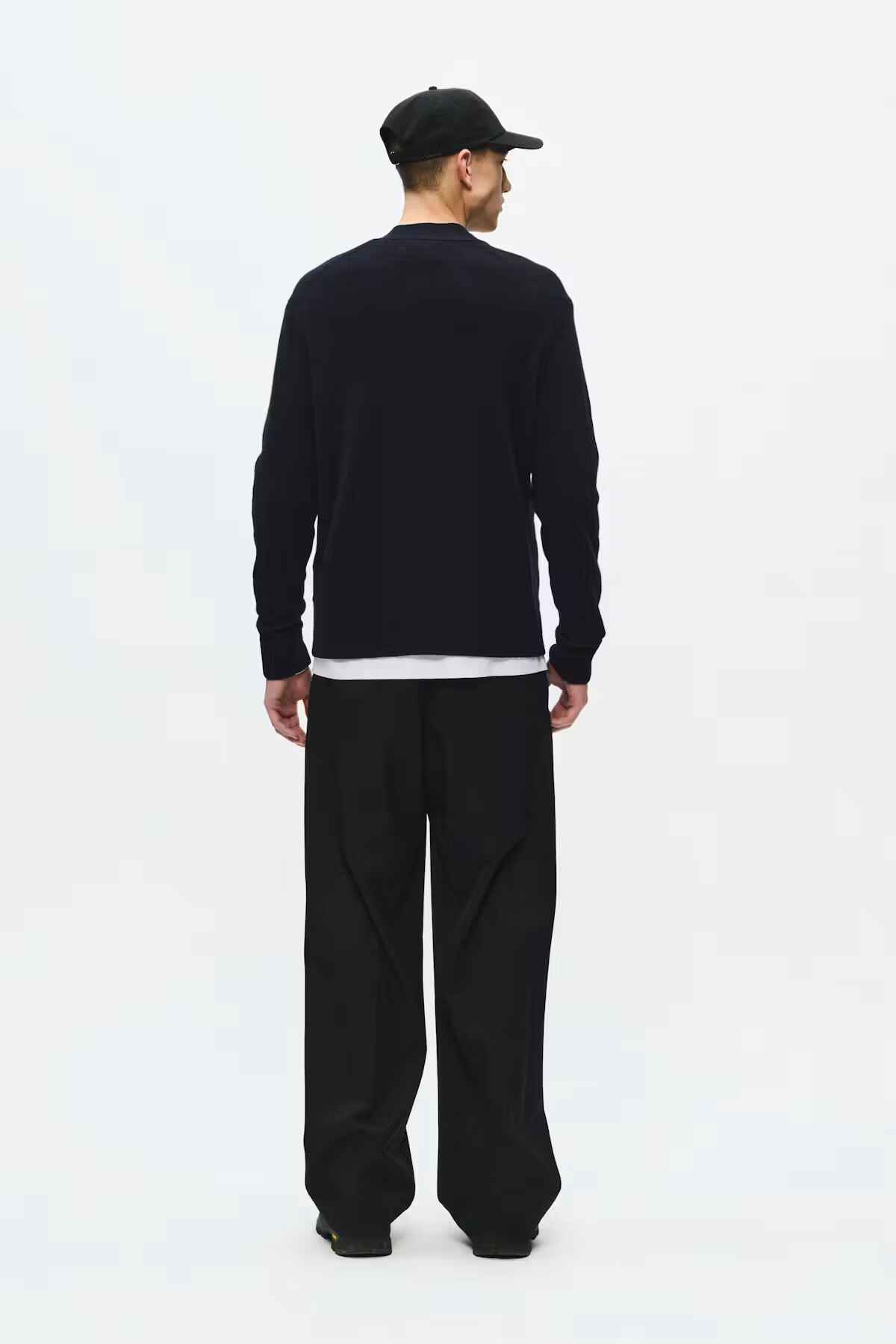 WWlogo Cardigan
