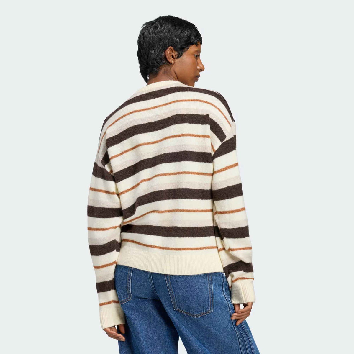 KNIT ESSENTIALS Sweatshirt